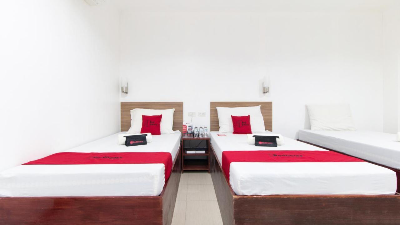 Reddoorz Plus Near Vigan City Commercial Center Exterior foto