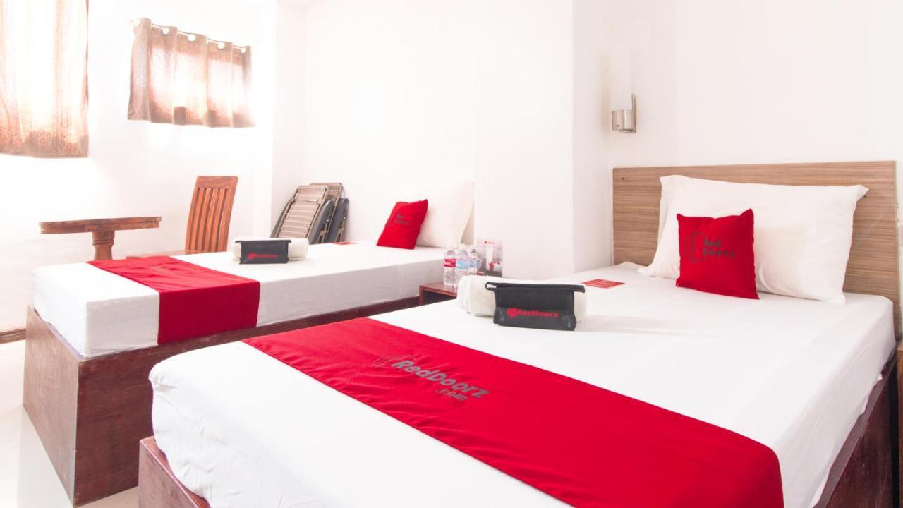 Reddoorz Plus Near Vigan City Commercial Center Exterior foto